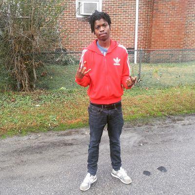 The Realiest Nigga Walkn. CMG Y.oung G.eneral.. HZ http://t.co/MvVx21SZYb K.ellz HALIOAK B.OSSMAN