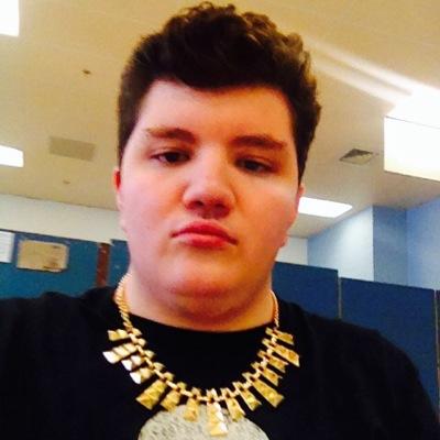 Names patrick. I love swimming, my friends, my family and yes Taylor Swift. I love fashion and I hope to be a stylist someday 👗👔👖👠👞👛💍💄