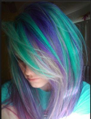 5696gmail's profile picture. Everyone hates me.