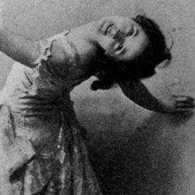 Women and Dance in Dayton, Ohio celebrates women dance artists in the Dayton, Ohio area and is supported by amazing volunteers and media artists. #dateyourcity