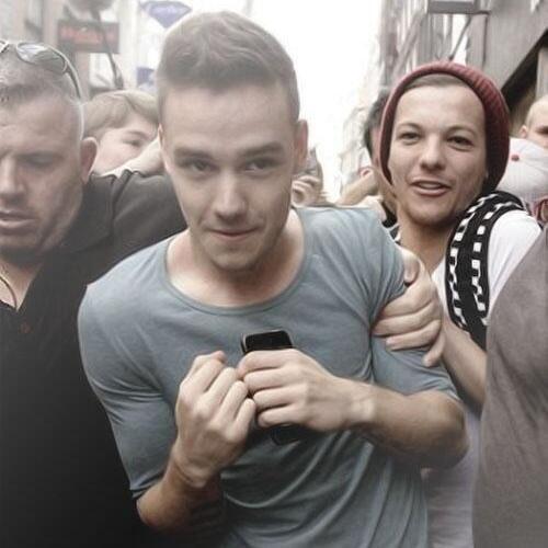 Four in your eyes
Five in our hearts