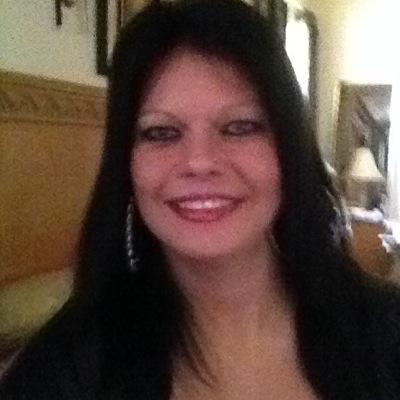 Kimwaren40Kim's profile picture. 