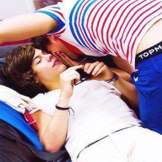 SugeyriGarcia1D's profile picture. My First love was... Louis Tomlinson ♥ Always in my heart @Harry_Styles. yours sincerely, Louis