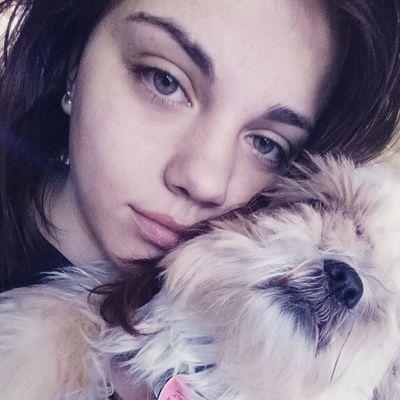 ErinHolloway's profile picture. 