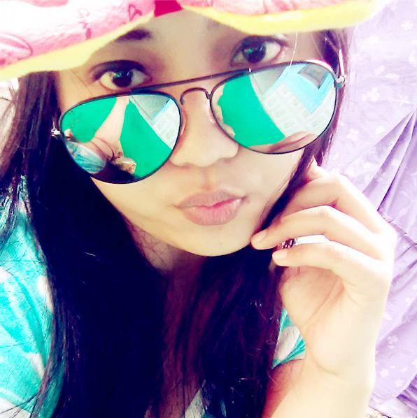Female ► 04 March 1994 ► University Of Trunojoyo Madura ► My hobby Shopping ► Browsing and Hang Out with Friends ► Please Follow me and I follback ƪ(˘ڡ˘)ʃ
