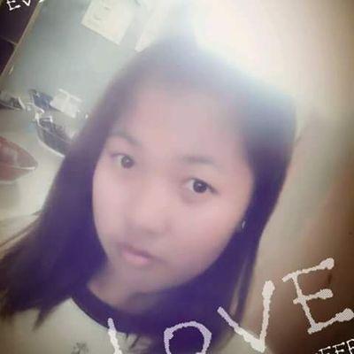 ployploy112541's profile picture. 