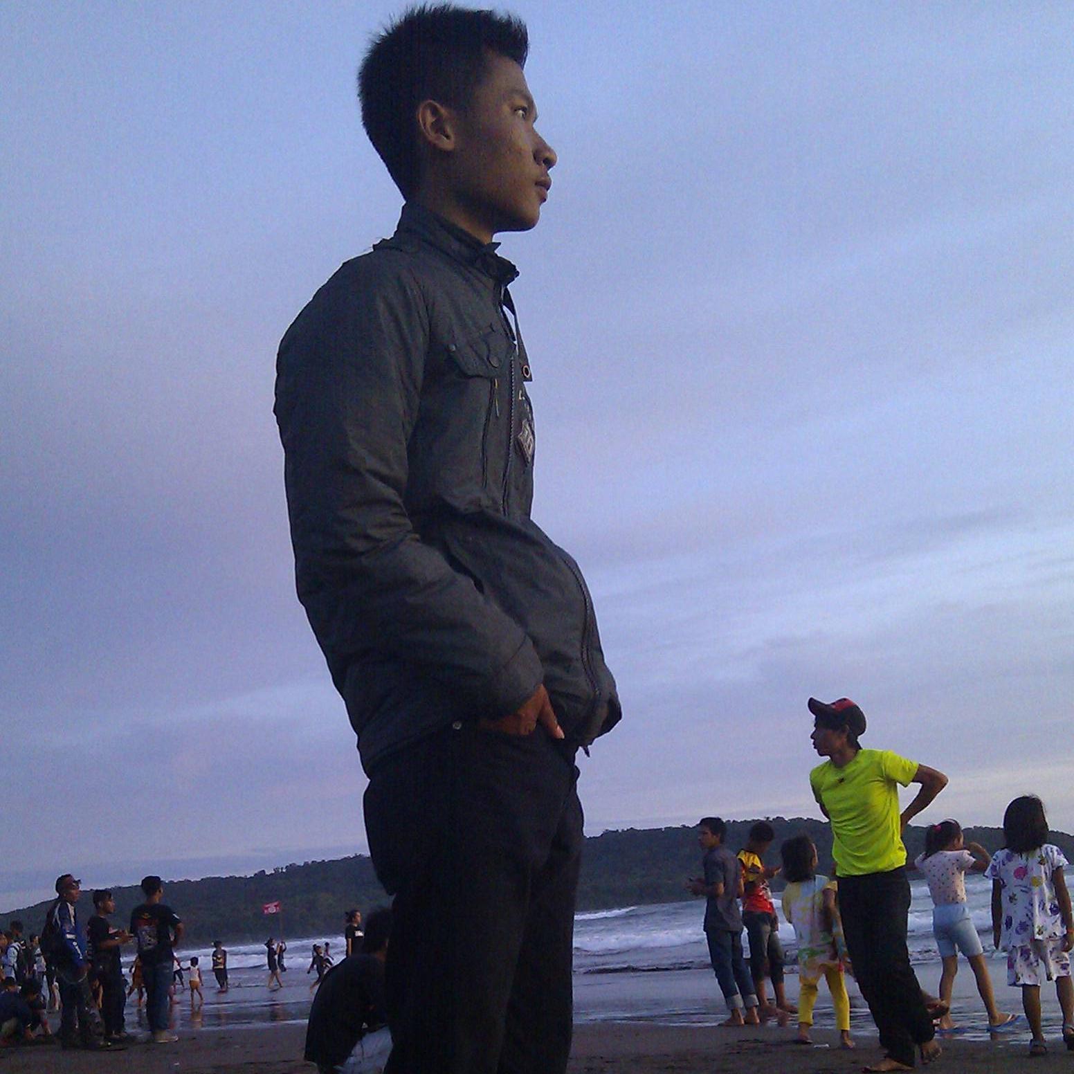 Riyadieko21's profile picture. 