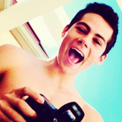 More Demon then angel, got my Aunt Kay's anger. Peyton is my cookie monster and the girl who stole my heart.@Theloveableone Is my baby girl. [RP|19|#MommiesBoy]