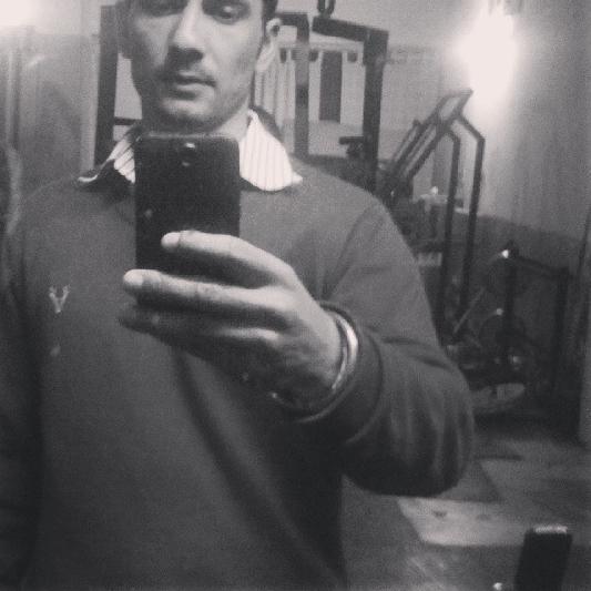 🚶🏃Life isn't about finding yourself. Life is about creating yourself. Instagram @rajeevskg 🇷️🇦️🇯️🇪️🇪️🇻️_🇷️🇦️🇯️🇺️ #rajeevskg #himachaliboy