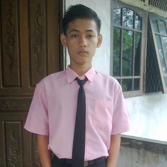 Selalu Tampil Sederhana