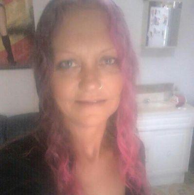 sharonbarber5's profile picture. 