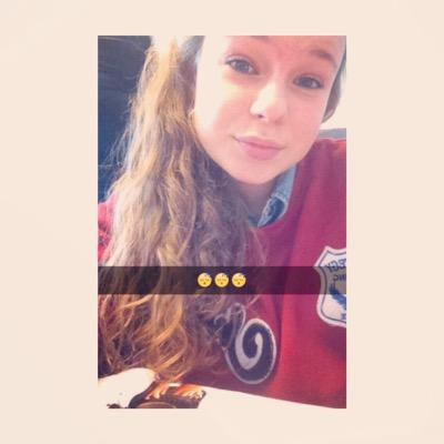 sofiehartje_'s profile picture. ~ insta ; sofiehartje  ~ me bestie's @hartjejaimyy & @DeniceXSofie & @iilorenaa  ~ trotse hagenees ~ Maris Statenkwartier