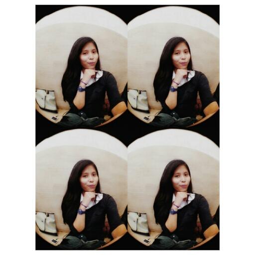 LisaIndrayani2's profile picture. 