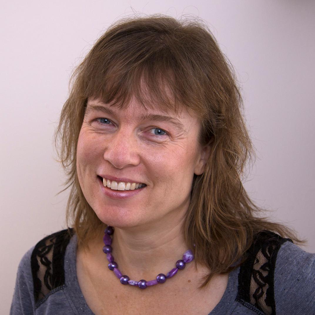 Journalist, Svenska kyrkan, student, positiv psykologi, coaching, kognitiv neurovetenskap. Andlig, humoristisk, empatisk, vegetarian.