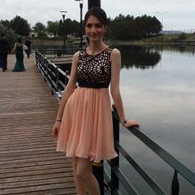 gozalonursev143's profile picture. 