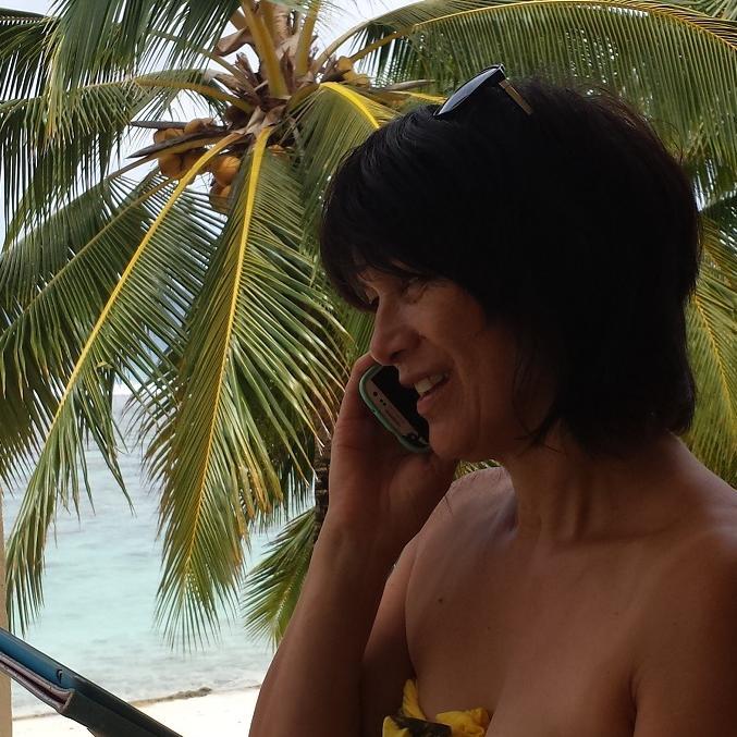 Hi, I'm from NZ now based in Qld, Australia. If you want to know about my Lucrative Home Business Opportunity visit http://t.co/i2fIwLTwWN or msg me