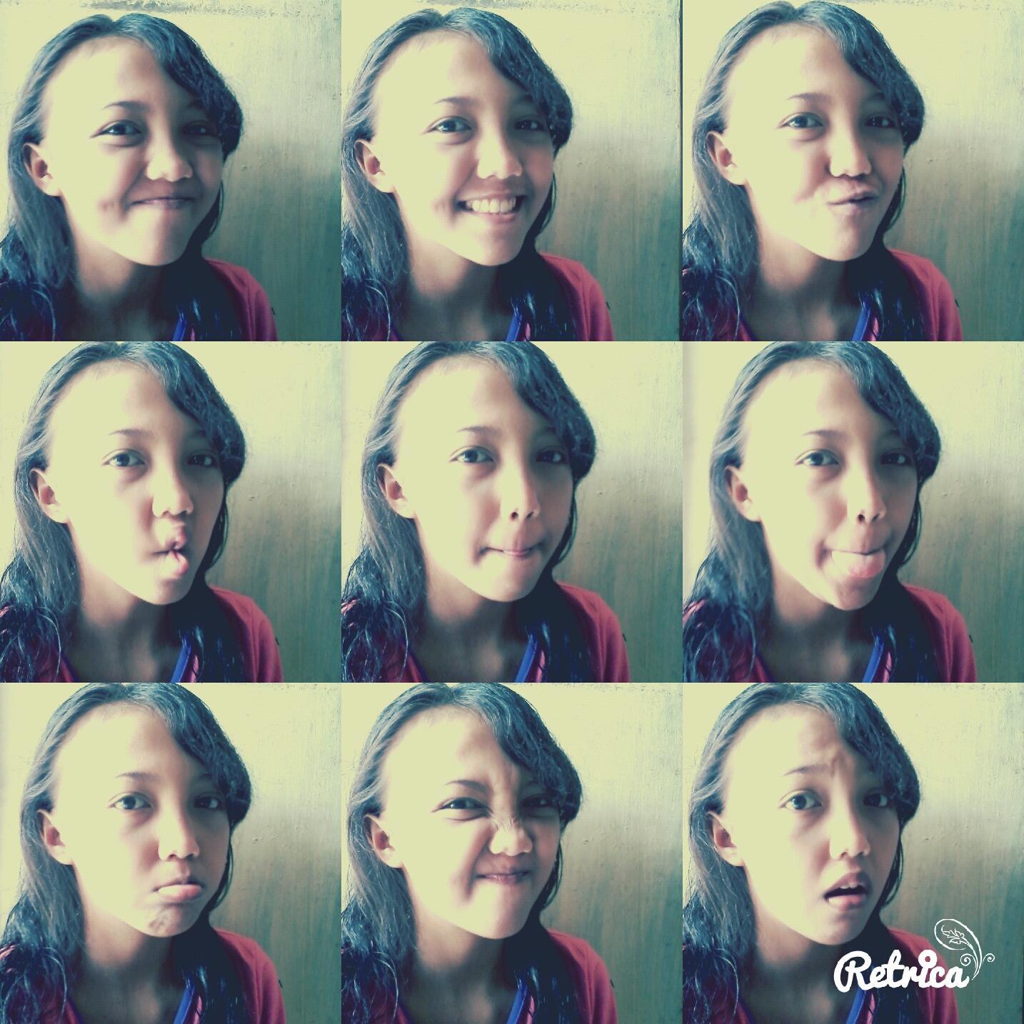 I'am school in SMP NEGERI 148 JAKARTA
elementry...////