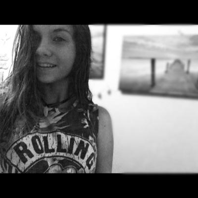 •15• Newcastle• follow and ill follow back•
