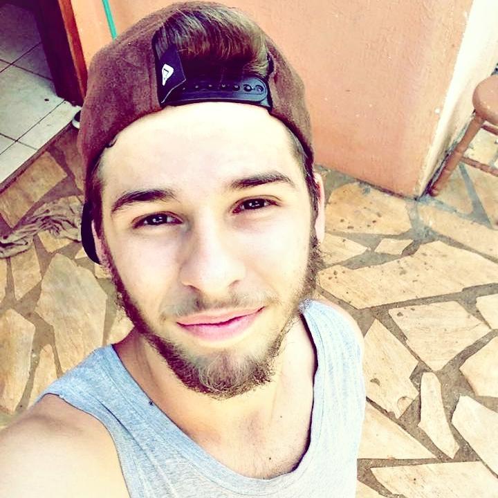 Não precisa ser gênio da matemática pra descobrir que a minha vida não é da sua conta.