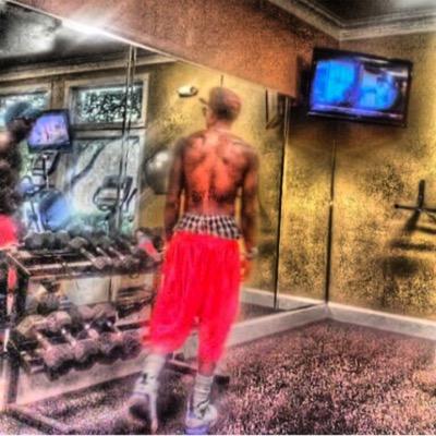 tucciso's profile picture. ask n i will tell #idgt graduated from the University of North Texas degree in video production minor political science put yo Clous up #UNT #Denton#Brooklyn