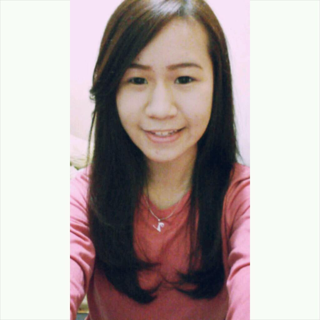 VeronicaGo's profile picture. I'm short , fat ,and proud of that , and so with all my might - pooh . ig : veronicago_