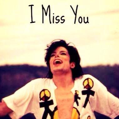 MJ/Rihanna/ChrisBrown/Beyonce