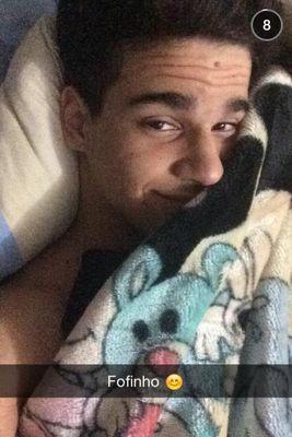 stocklerelira's profile picture. Se eu respiro é por te amar.. ❤♬