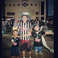 Amante del club Libertad. Papá de 3 gumarelitos Enzo, Fabrizzio y Gastón.
