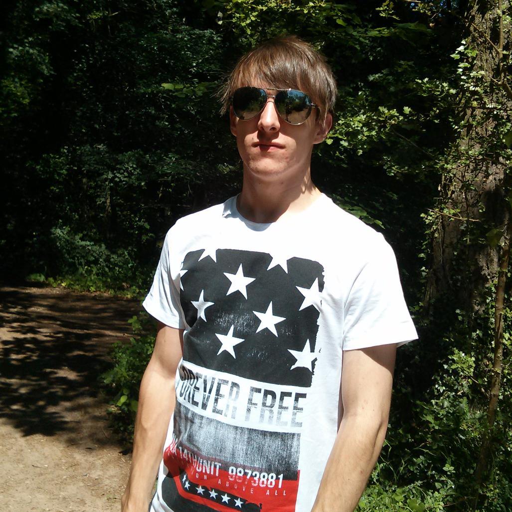 powerfuse0's profile picture. Motion designer at @WeAreDWStudio.