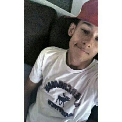 Não importa o das pessoas pensam. Se você acredita que vale a pena, lute por isso.
