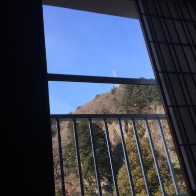 どうも^ ^ 愛媛在住の有吉ファンの者です。
他にもお笑い芸人さん応援してます！

車.音楽.ファッション.アニメ.ゲーム.声優

最近サバゲー始めました！