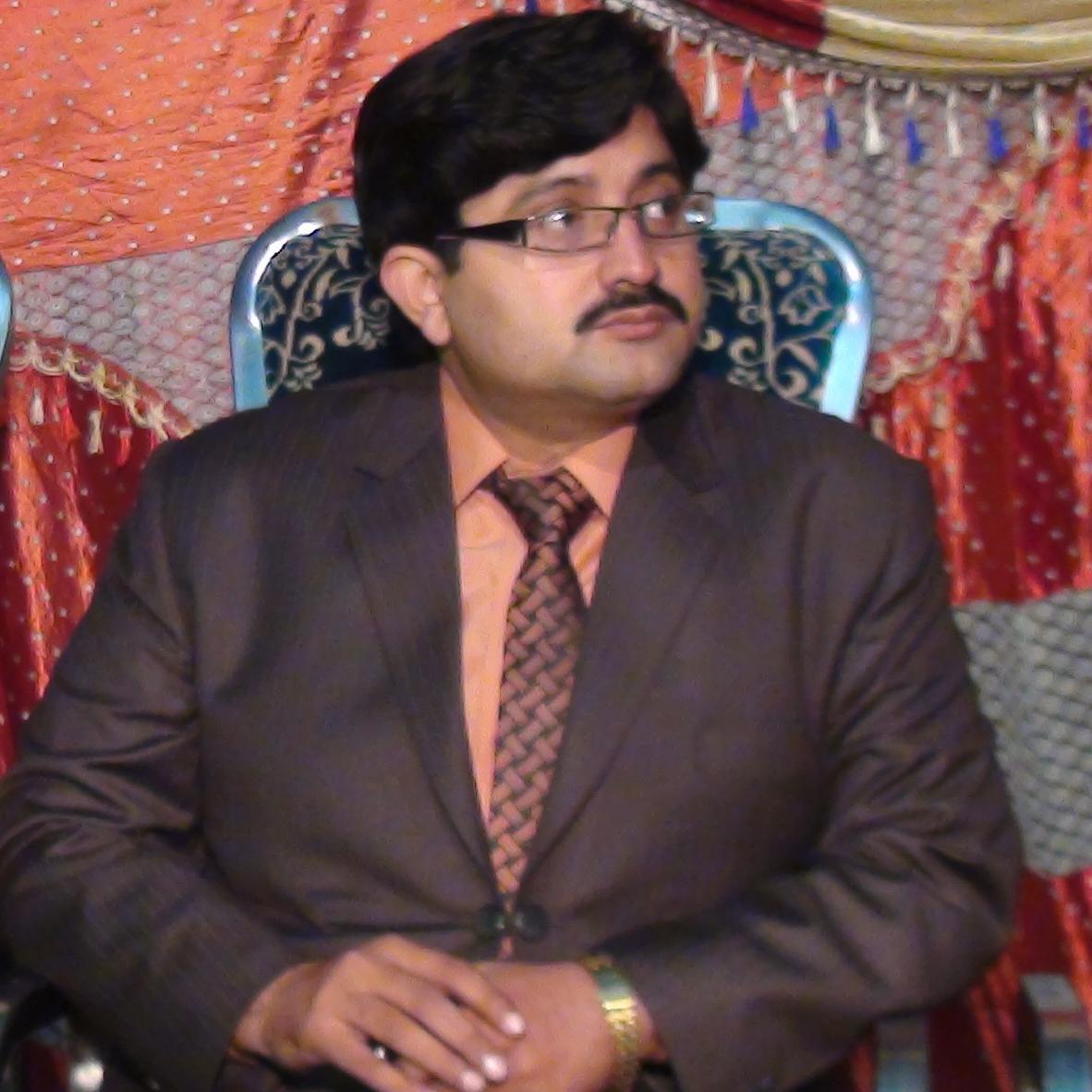 MA.LLB Bzu Multan
Alfha catters and tent service 
Office place zikreya town Multan
