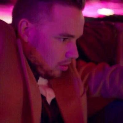 Hey I gave u a free follow bec ur beautiful :)please follow me back here - @SWEATYLIAM_ &RT this https://t.co/pqjcBRq3iB