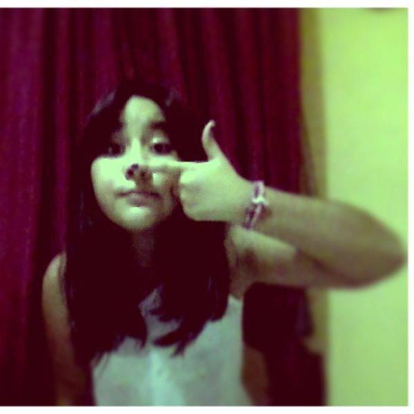 ♥Belieber Forever♥ Me gusta jugar a la pelota , whatsapp ; Copate! seguime ñ.ñ . Ah CARP♥Flor y Naza mandan;* Solo de ellas;*