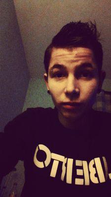Steve,18ans;Snap : Zizouu6767. 14'11'14