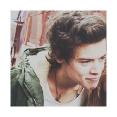 just letting out my feelings :) go follow @stylessuits please :)