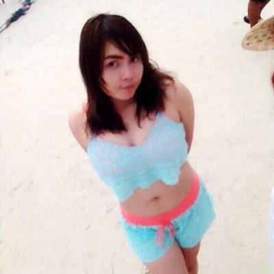 ชื่อเล่น เชอรี่ อายุ24ปี ขี้เหงาและตอนนี้หนาวมากค่ะ สถานะมีแฟนแล้ว