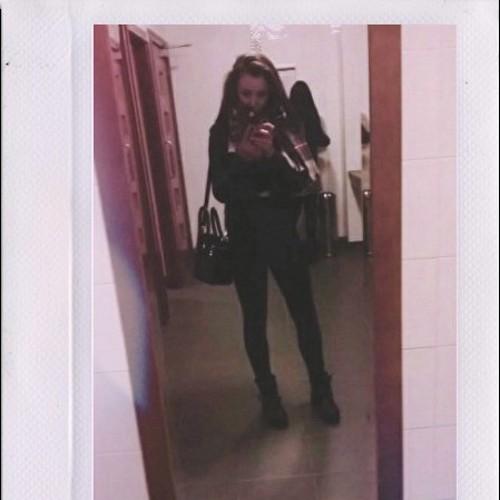 Fashion|Beauty|5sos| I want to travel the world ::))) Is it hi or hey!!!!!!