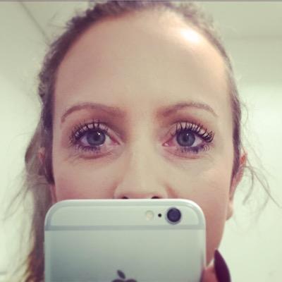 Founding UK presenter of Younique. Fantastic high quality beauty products for all skin types, not forgetting the FABULASH 3D fibre mascara.