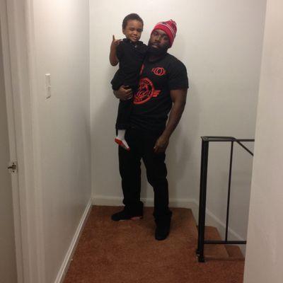 R.I.P lil jonnie & lil nigga

Free at last 
I kno yu'on like it but fuck yu nd da bitch yu rode n on
Free my niggaz n da dog pound
#road2daRICHES