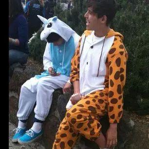 Skip/5 ''Five boys saved my life, they're called Janoskians.'' | Brooks twins' babe