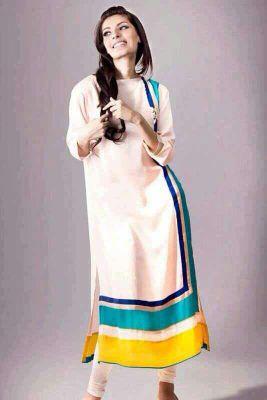 foodie, chocolate lover, love to travel, I am senstive , I am a nature and animal lover and love to make new friends :)