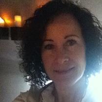 SKIN_SMART's profile picture. Passionate about skin care & health.  I provide quality skin care services and products.