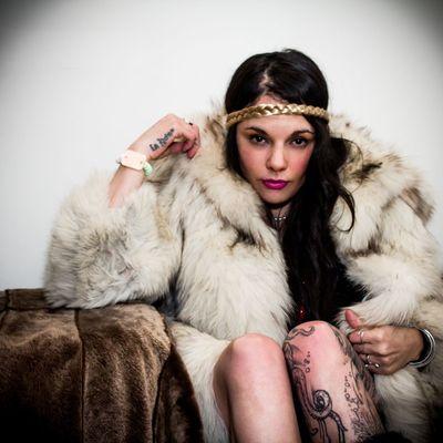 lakoche57's profile picture. je vi pr lart la danse depui lage de 3 ans rap espagnol la scene ma passion ,la peinture pr me detendre, je confectionne des bijoux et bouchere tou un mix