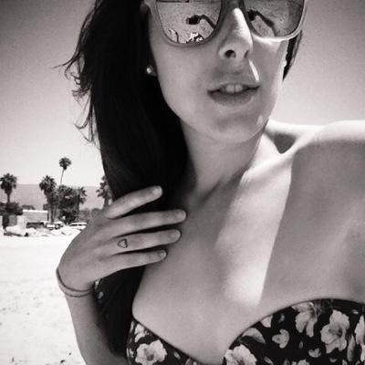 #FashionMaketing | #PoisAddicted | #Traveller
Follow me on Instagram @sara.gaffurini