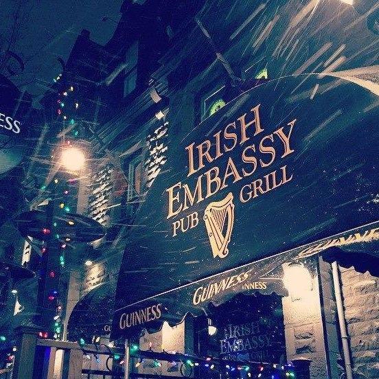 Great Irish Pub on Bishop street Montreal. HUGE terrace out front and back! Great food and drinks! Live Bands every weekend!