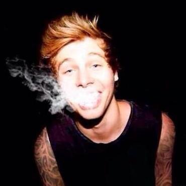 Imbesideux's profile picture. One Direction, 5 Seconds Of Summer, Litte Mix