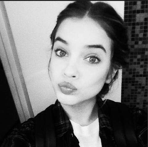Helloooo! Rose Caldwell here. Best Friends W Jess of the Fanfic You're the one Read Vote Comment and ofcourse FOLLOW!! Link -»