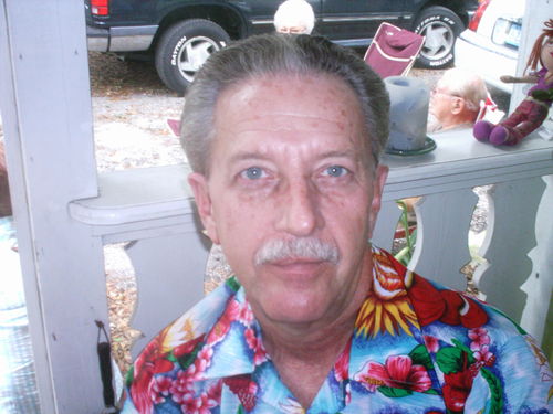 A grandpa looking to help others by marketing cool programs!