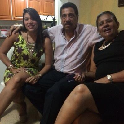 Mama y abuela. Felizmente pensionada. Disfrutando del descanso despues de 33 años de trabajo en una sola empresa ( Colclinker-Cementos Argos).